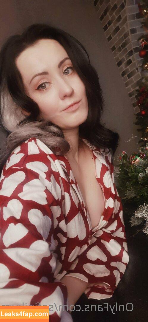 Oniksiya Sofinikum / AdamaeOniksiya / nuviponyali / oniksiya_sofinikum / sofinikum leaked photo photo #0168