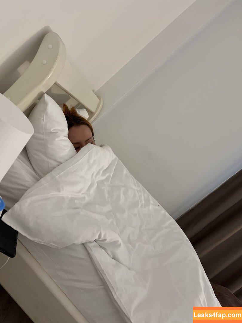 Oniksiya Sofinikum / AdamaeOniksiya / nuviponyali / oniksiya_sofinikum / sofinikum leaked photo photo #1047