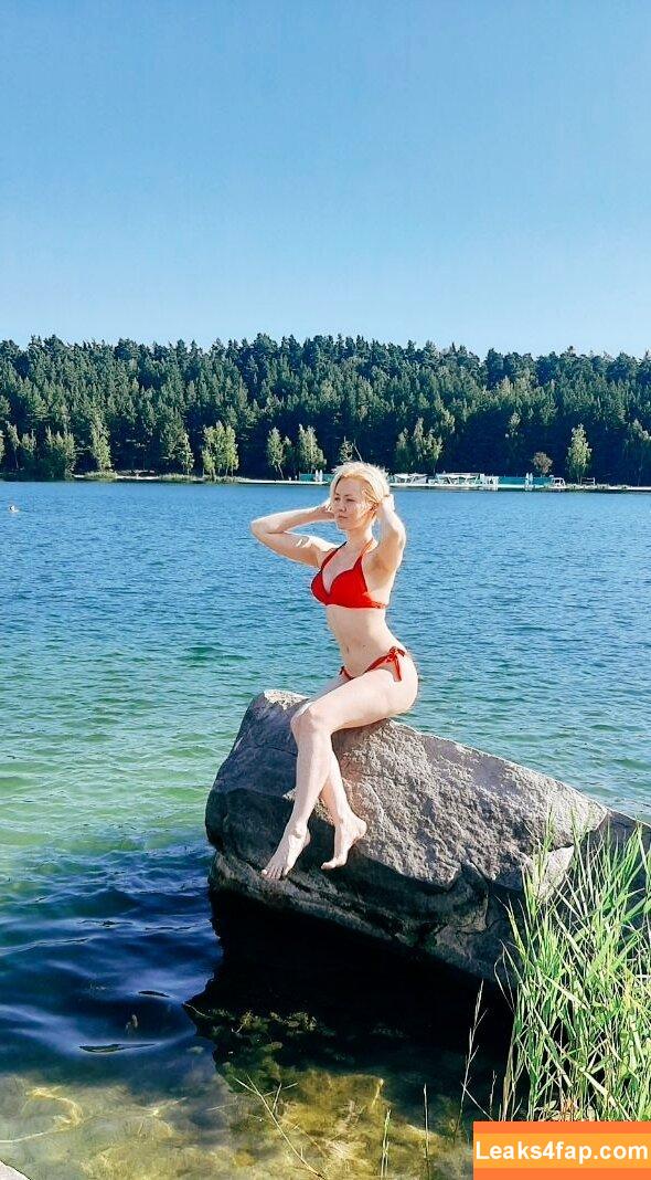 Oniksiya Sofinikum / AdamaeOniksiya / nuviponyali / oniksiya_sofinikum / sofinikum leaked photo photo #1276