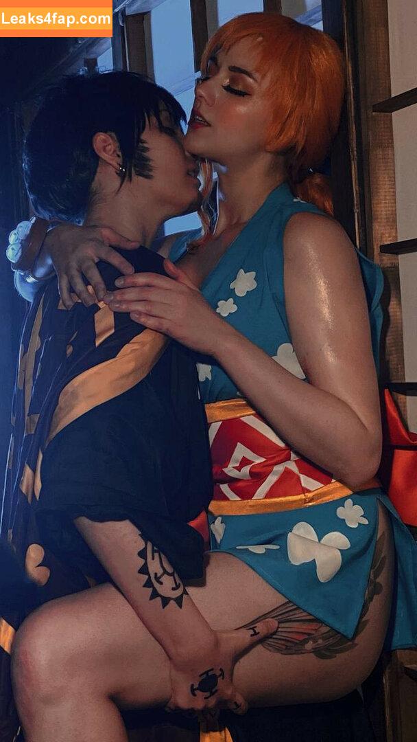 Oniksiya Sofinikum / AdamaeOniksiya / nuviponyali / oniksiya_sofinikum / sofinikum leaked photo photo #1458