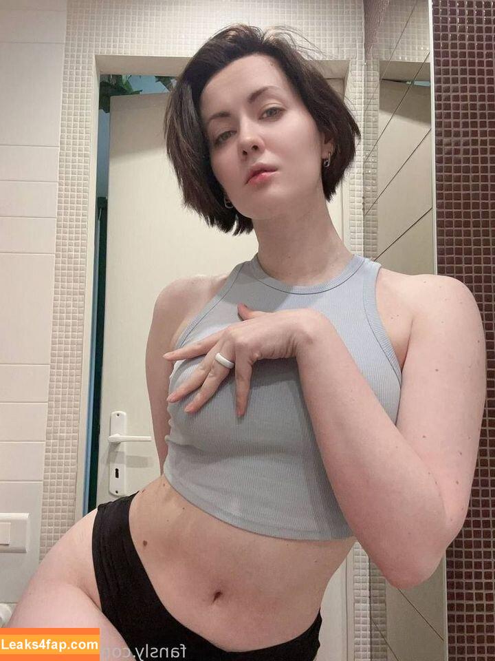 Oniksiya Sofinikum / AdamaeOniksiya / nuviponyali / oniksiya_sofinikum / sofinikum leaked photo photo #1549
