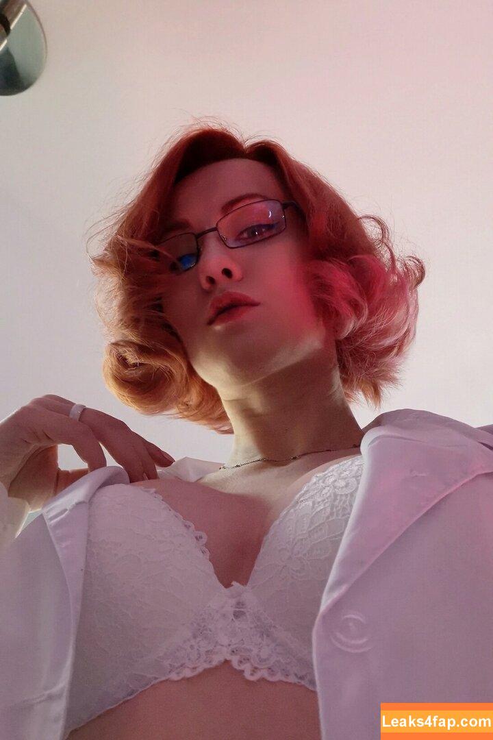 Oniksiya Sofinikum / AdamaeOniksiya / nuviponyali / oniksiya_sofinikum / sofinikum leaked photo photo #1743
