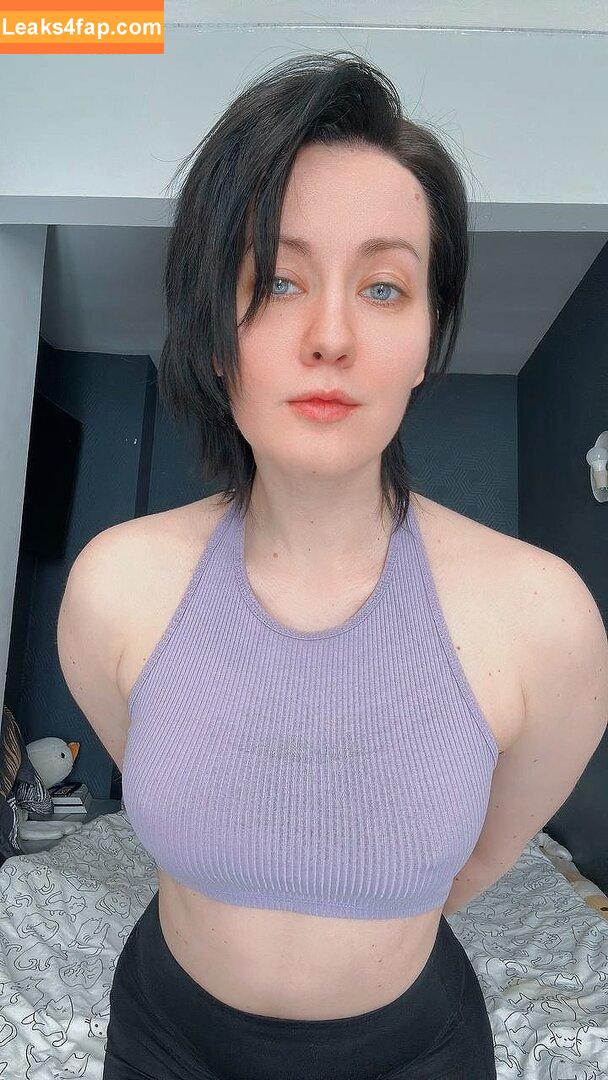 Oniksiya Sofinikum / AdamaeOniksiya / nuviponyali / oniksiya_sofinikum / sofinikum leaked photo photo #2099
