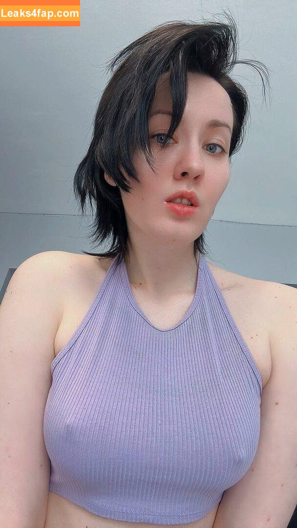 Oniksiya Sofinikum / AdamaeOniksiya / nuviponyali / oniksiya_sofinikum / sofinikum leaked photo photo #2103