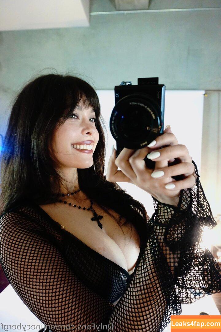 onlinecybergf / thecybergf leaked photo photo #0043