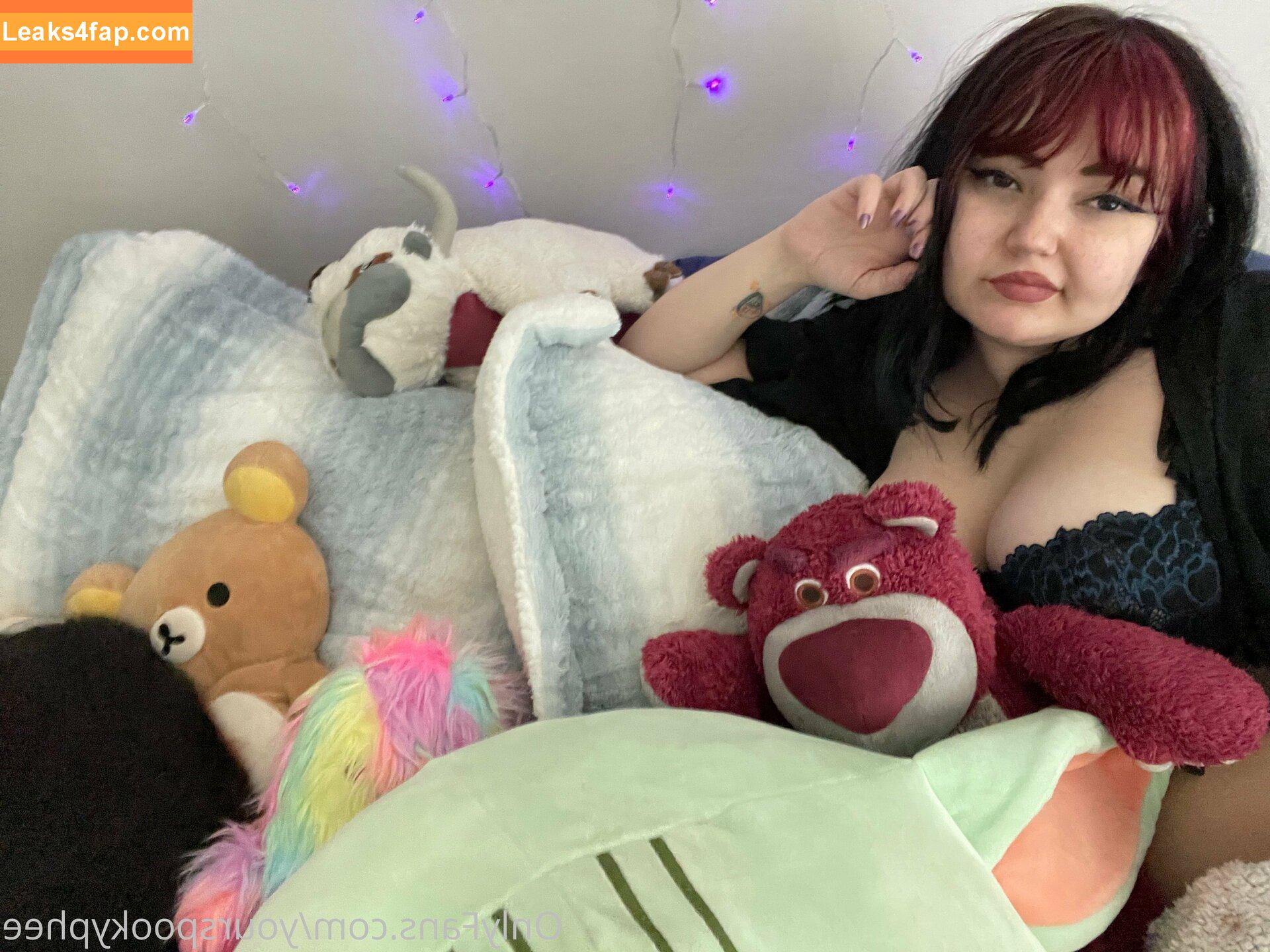 onlineevie / onlyevie_ / plushiesuccubus leaked photo photo #0082