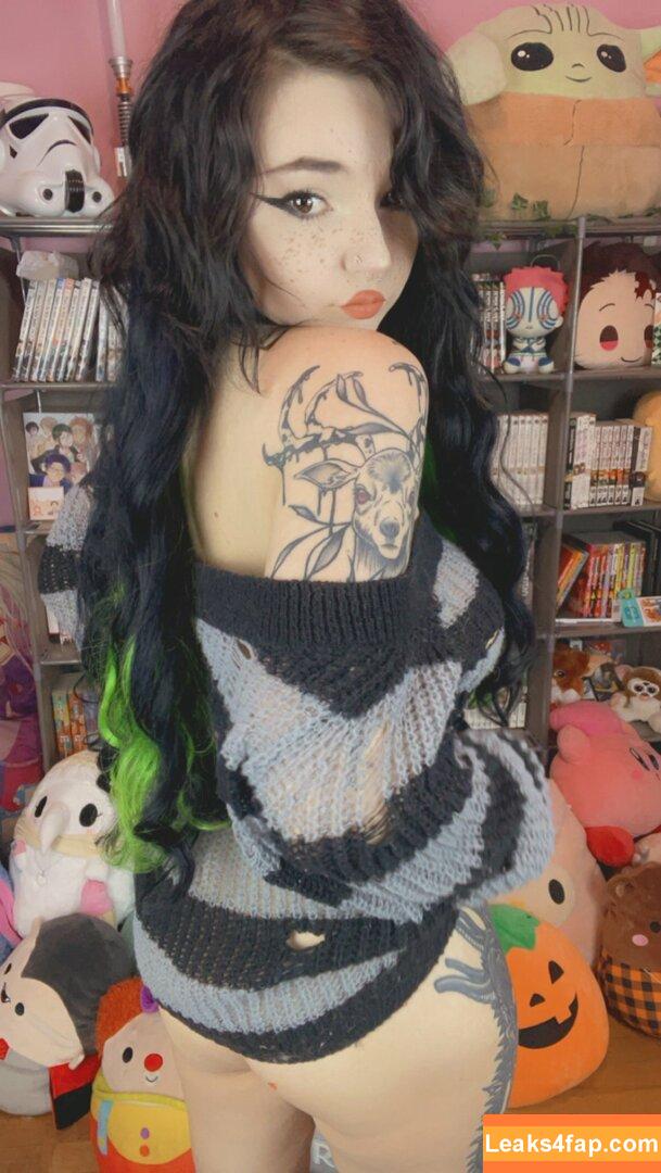 onlineevie / onlyevie_ / plushiesuccubus leaked photo photo #0103