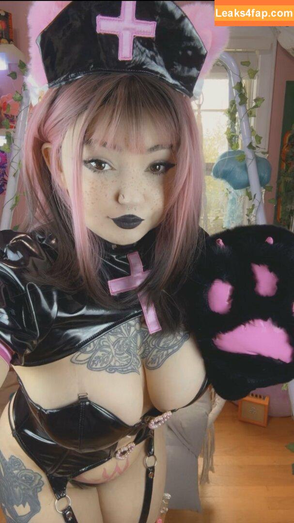 onlineevie / onlyevie_ / plushiesuccubus leaked photo photo #0120