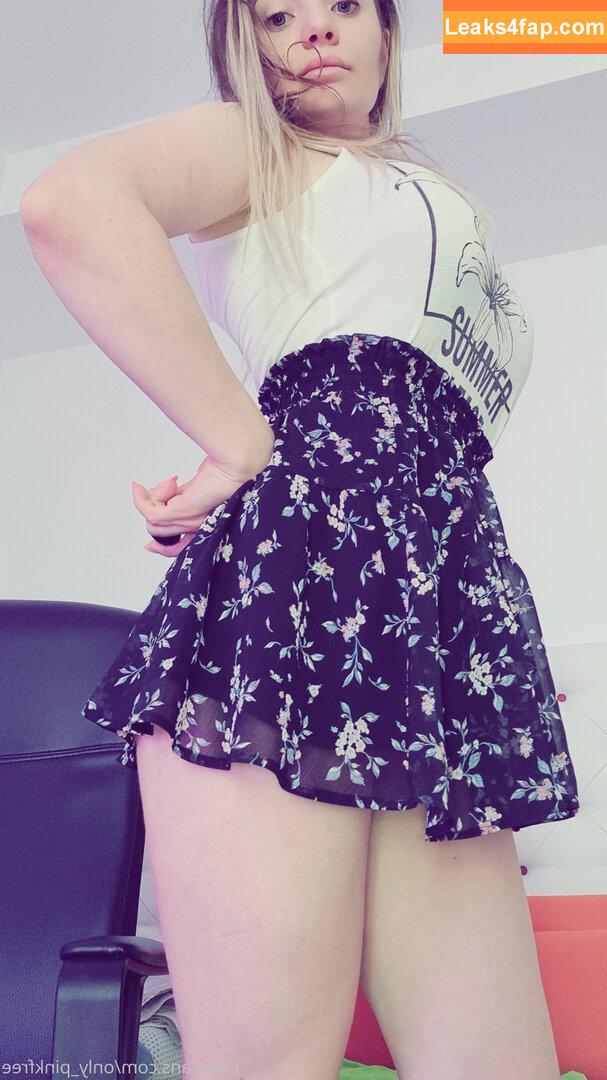 only_pinkfree /  leaked photo photo #0003