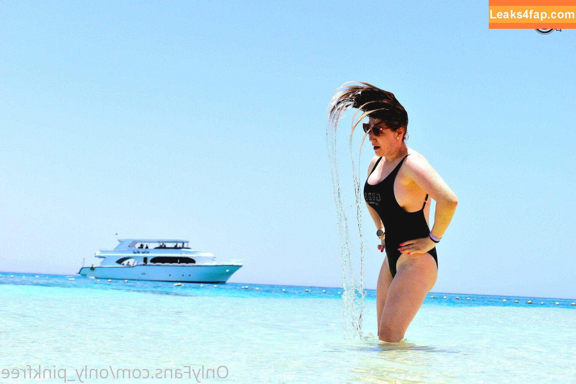 only_pinkfree /  leaked photo photo #0016