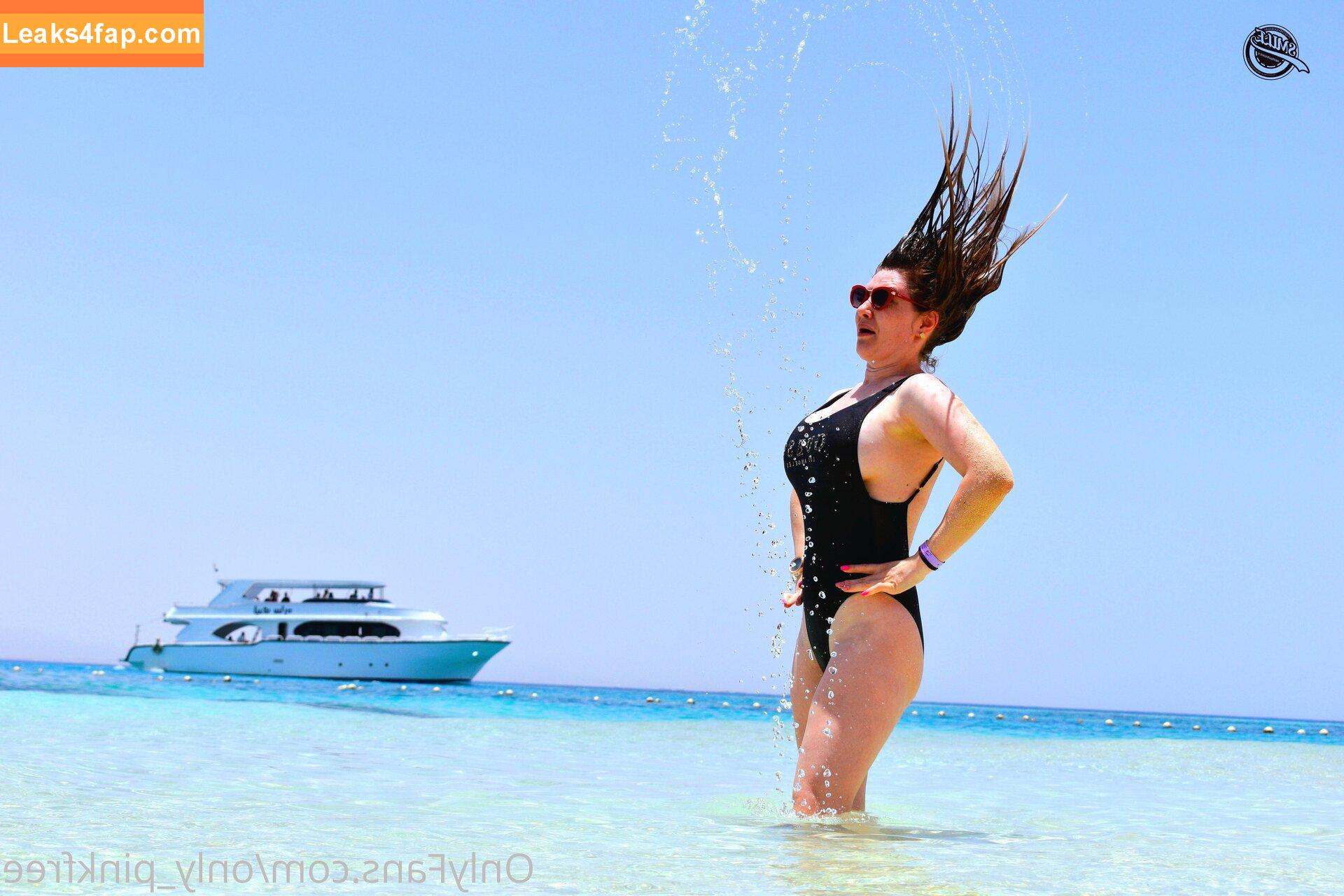 only_pinkfree /  leaked photo photo #0017