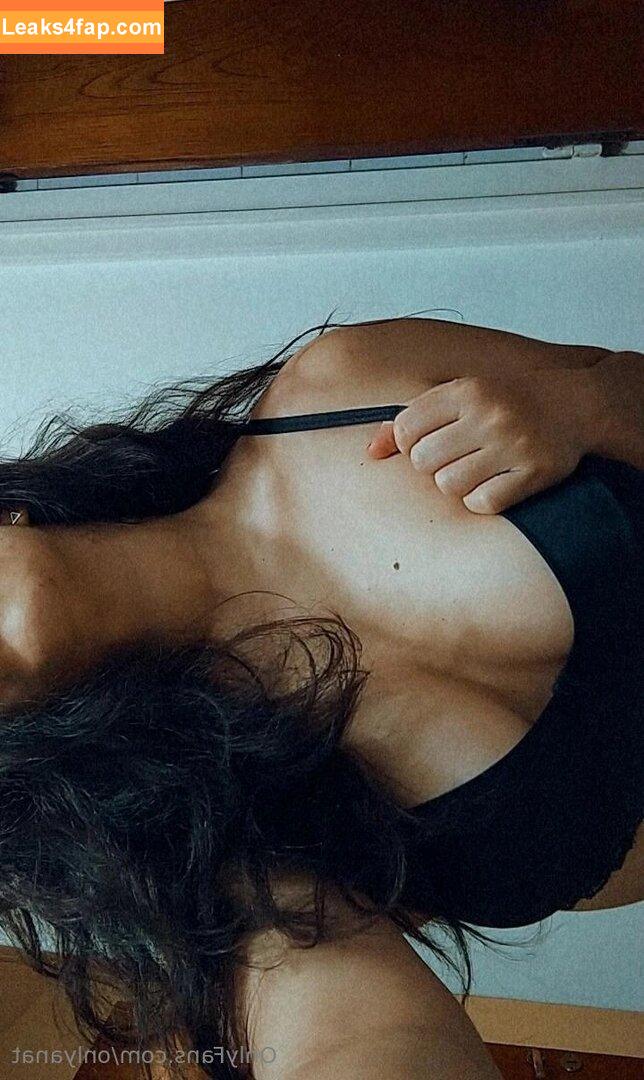 onlyanat / alonyanat leaked photo photo #0004