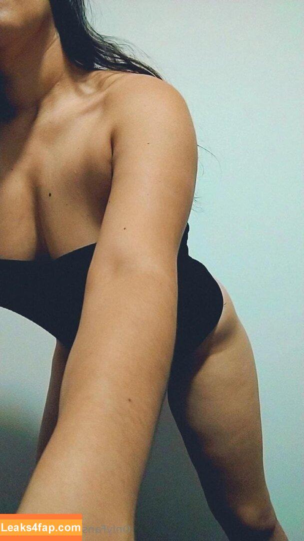 onlyanat / alonyanat leaked photo photo #0006