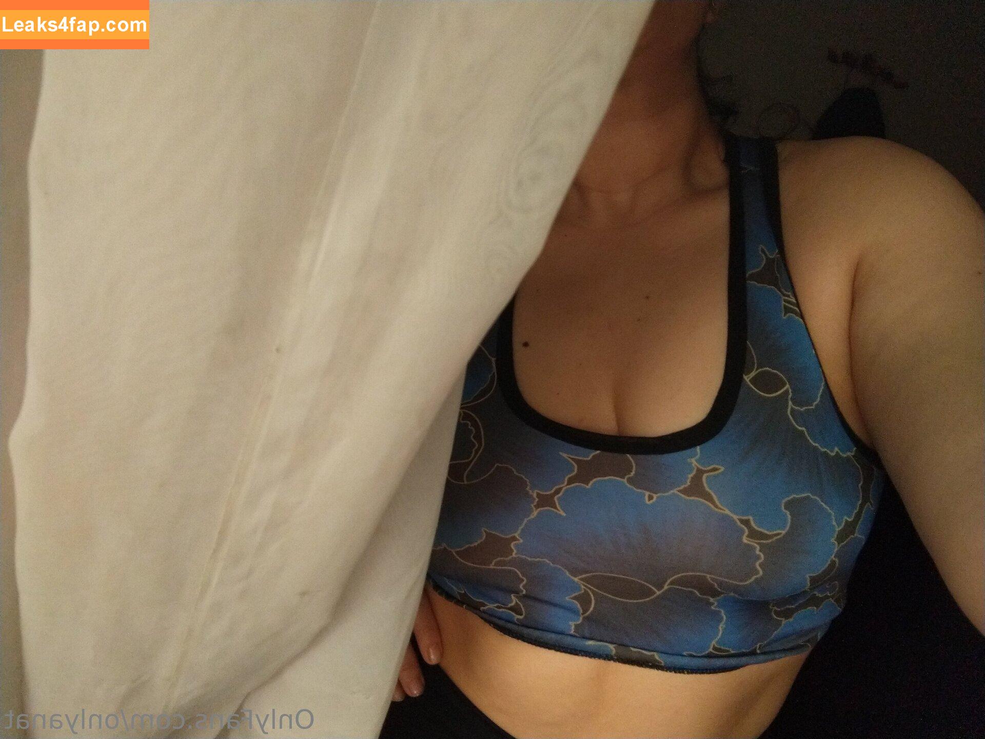onlyanat / alonyanat leaked photo photo #0014