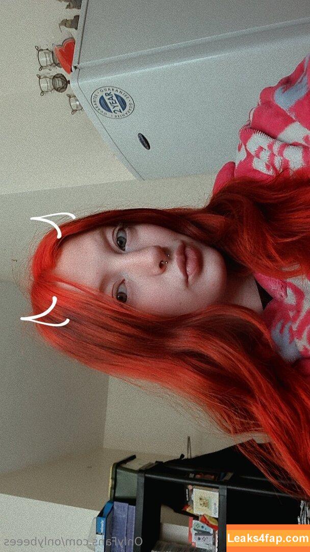 onlybeees / Onlyybees leaked photo photo #0002