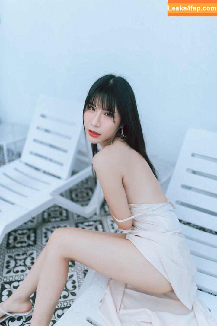 onlycarlyn /  leaked photo photo #0173