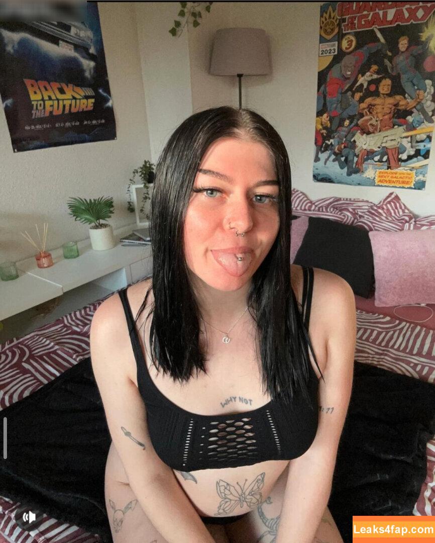 onlyellielosch /  leaked photo photo #0006