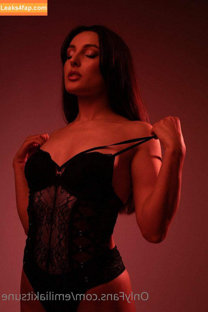 onlyemiliaa / Emilia / Https: / emiliamagnificent / onlyemiliaaaa leaked photo photo #0014