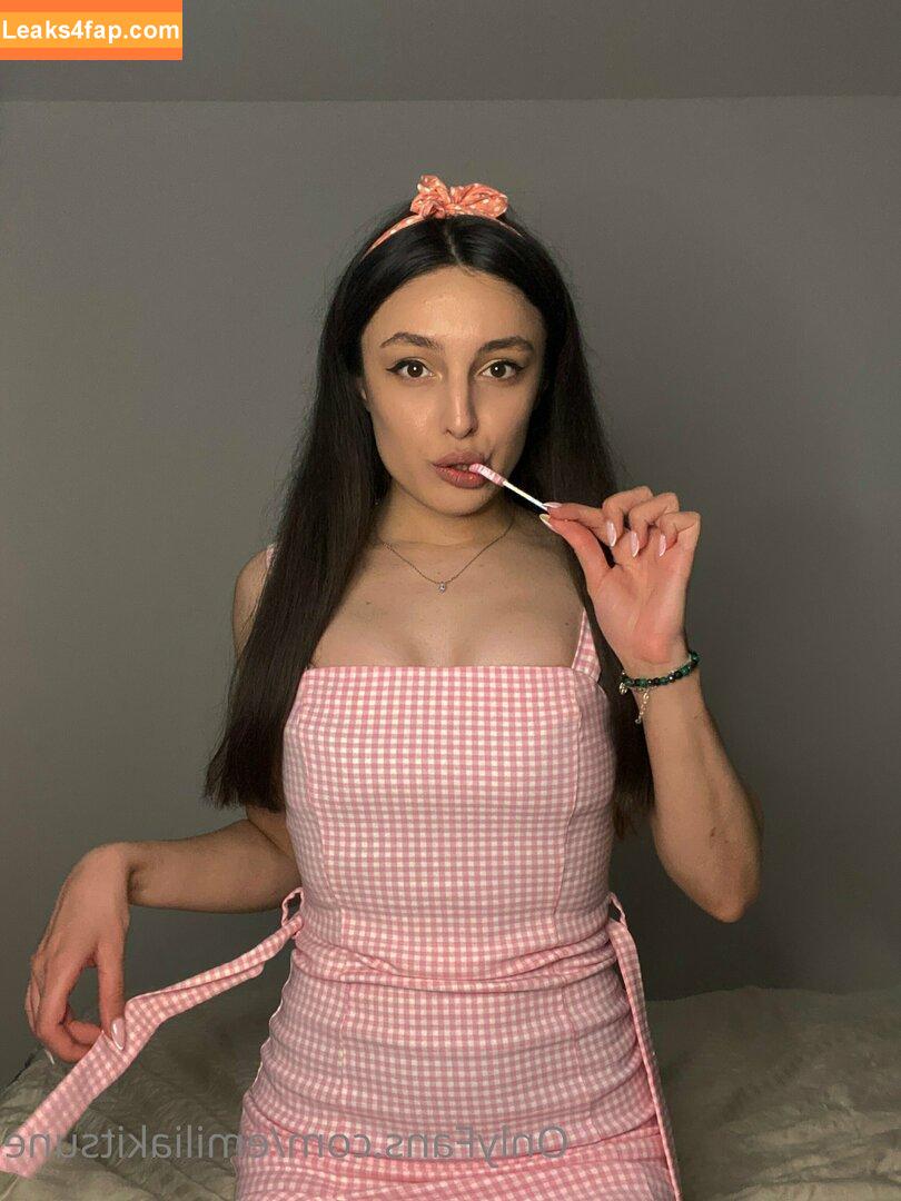 onlyemiliaa / Emilia / Https: / emiliamagnificent / onlyemiliaaaa leaked photo photo #0023