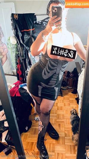 onlyfangs109free photo #0021