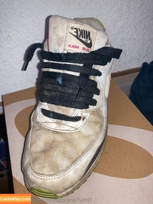 onlyfeetnsneakers photo #0009