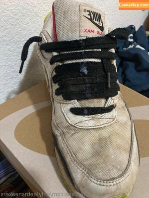 onlyfeetnsneakers photo #0010