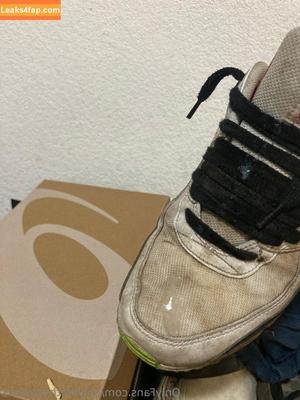 onlyfeetnsneakers photo #0013