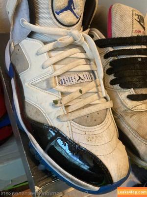 onlyfeetnsneakers photo #0014