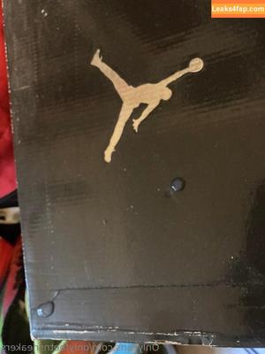 onlyfeetnsneakers photo #0019
