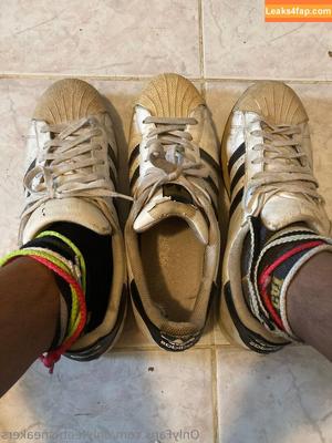 onlyfeetnsneakers photo #0023