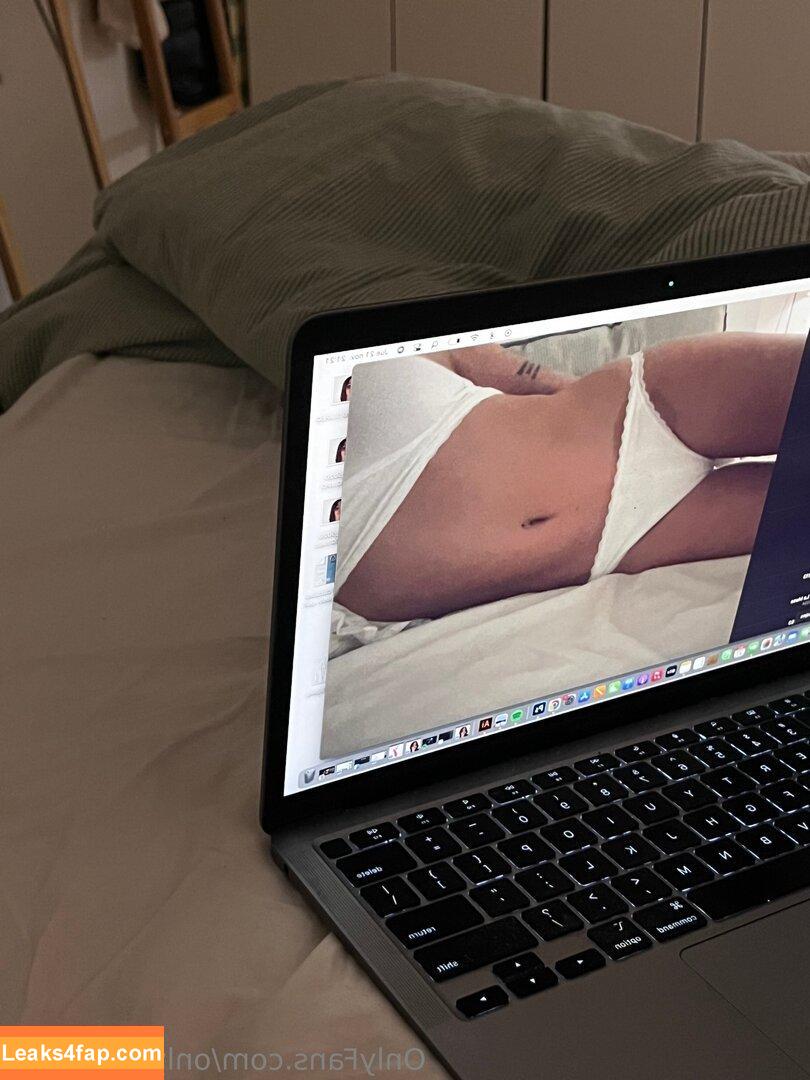 onlylittlelunaa / thelittlelunaa leaked photo photo #0010