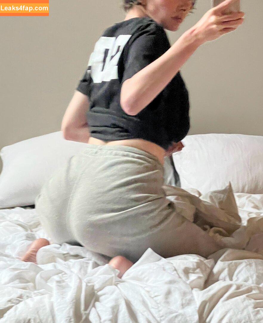 onlyzaboomafoo / katherine.rguezz / katie [] / lycragun leaked photo photo #0883