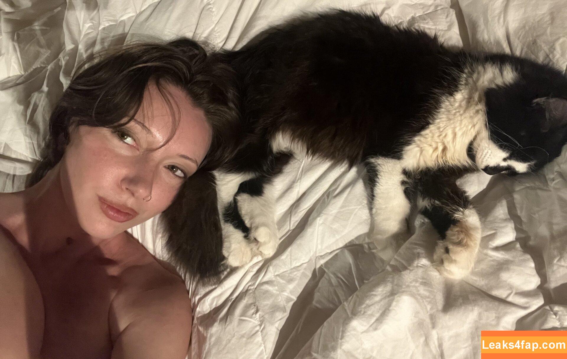 onlyzaboomafoo / katherine.rguezz / katie [] / lycragun leaked photo photo #0914