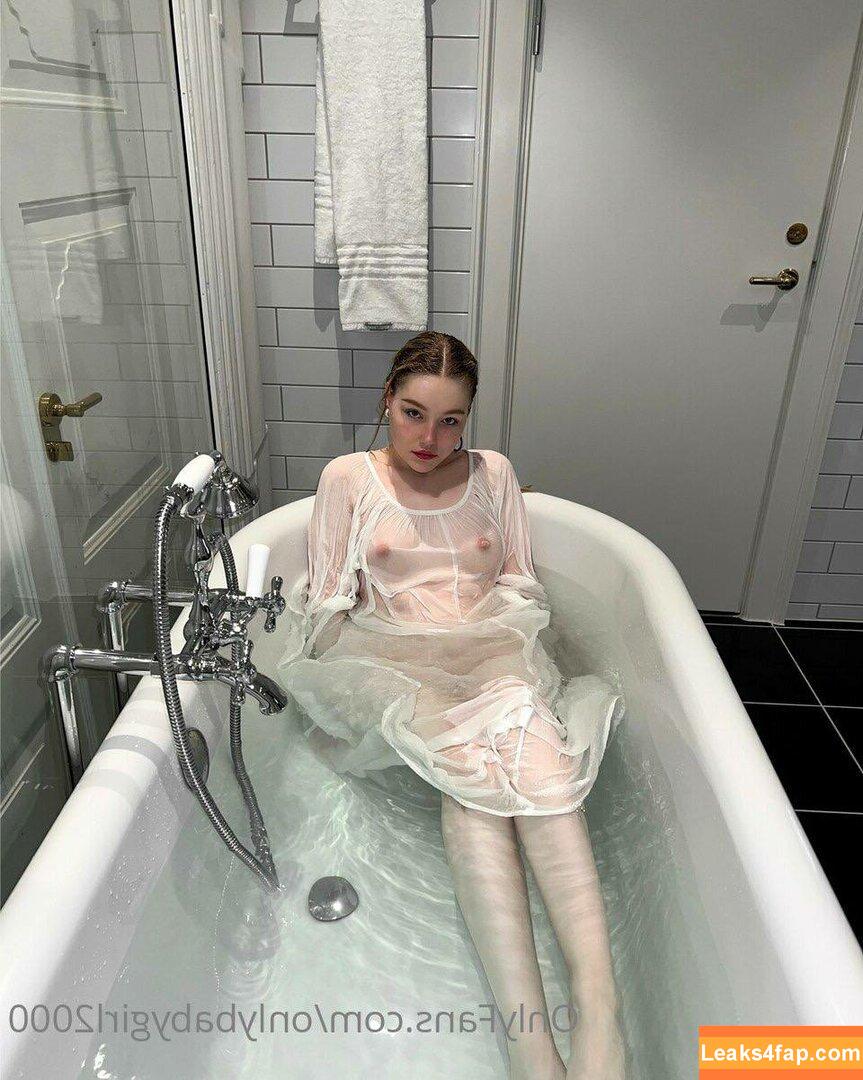 oog2000 / onlybabygirl2000 leaked photo photo #0018