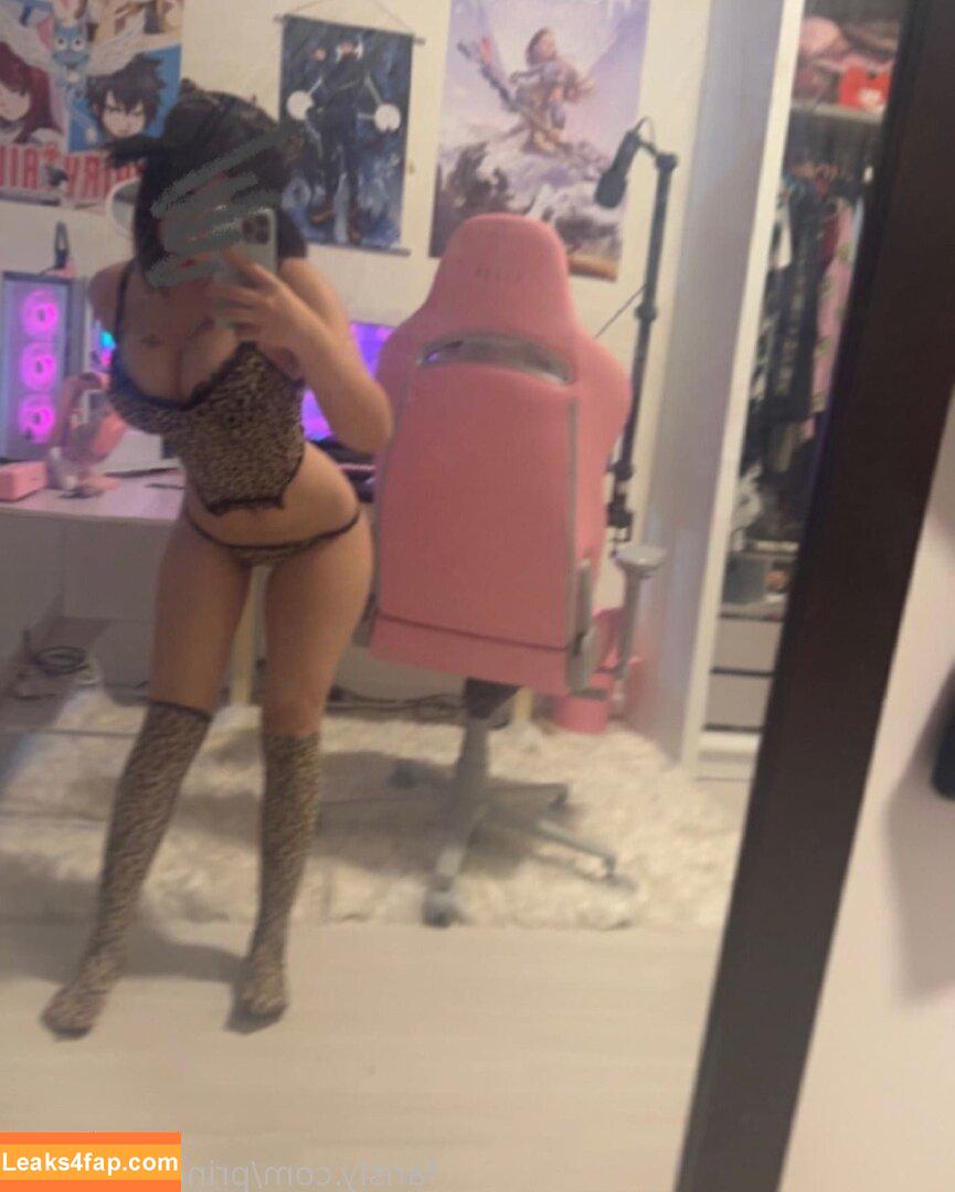 ookiiieee / dotti / meek / miserable / princesslauren leaked photo photo #0005
