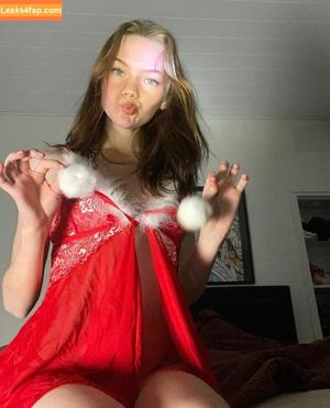 Oona Hiltunen photo #0004