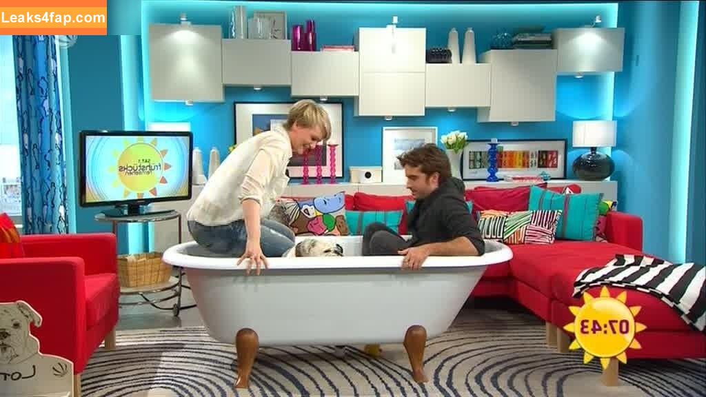 OOPS!!! Deutsch /  слитое фото фото #0165