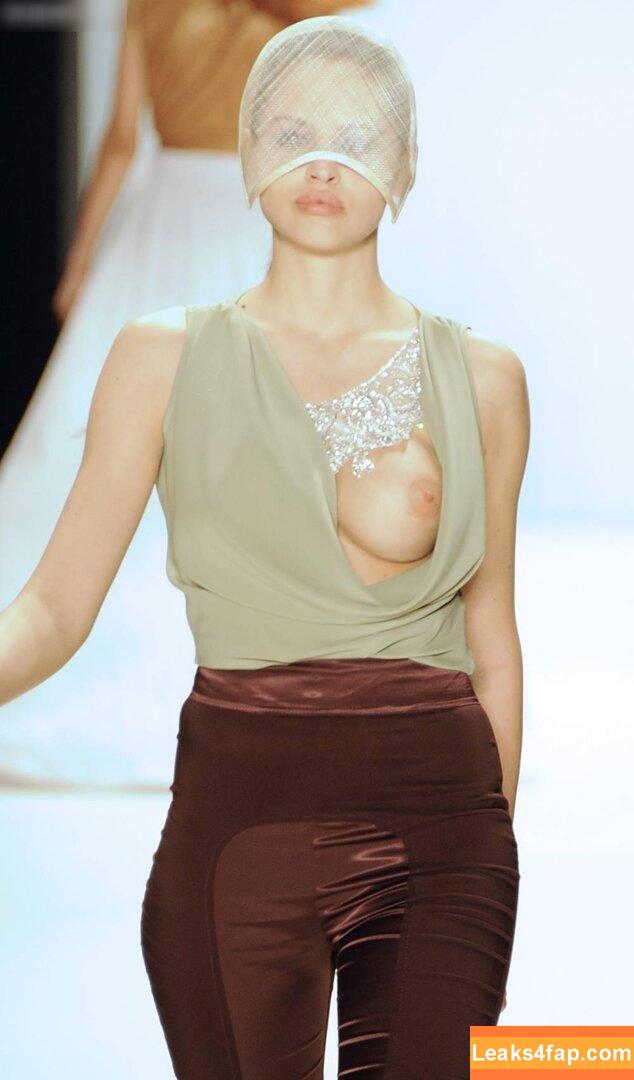 OOPS!!! Deutsch /  слитое фото фото #0334