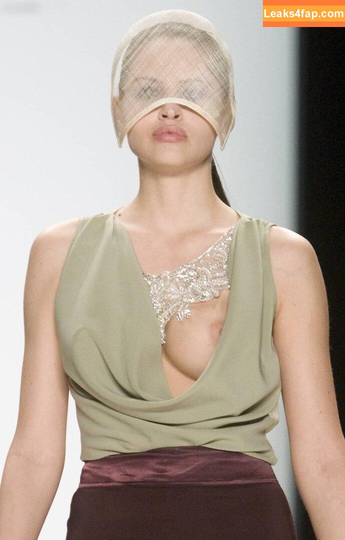 OOPS!!! Deutsch /  слитое фото фото #0335