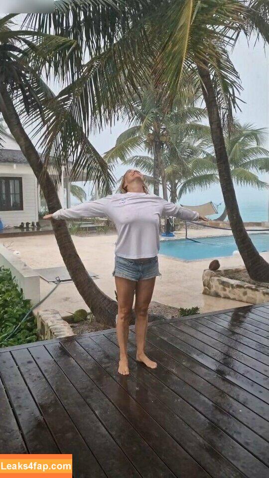 OOPS!!! Deutsch /  слитое фото фото #0369