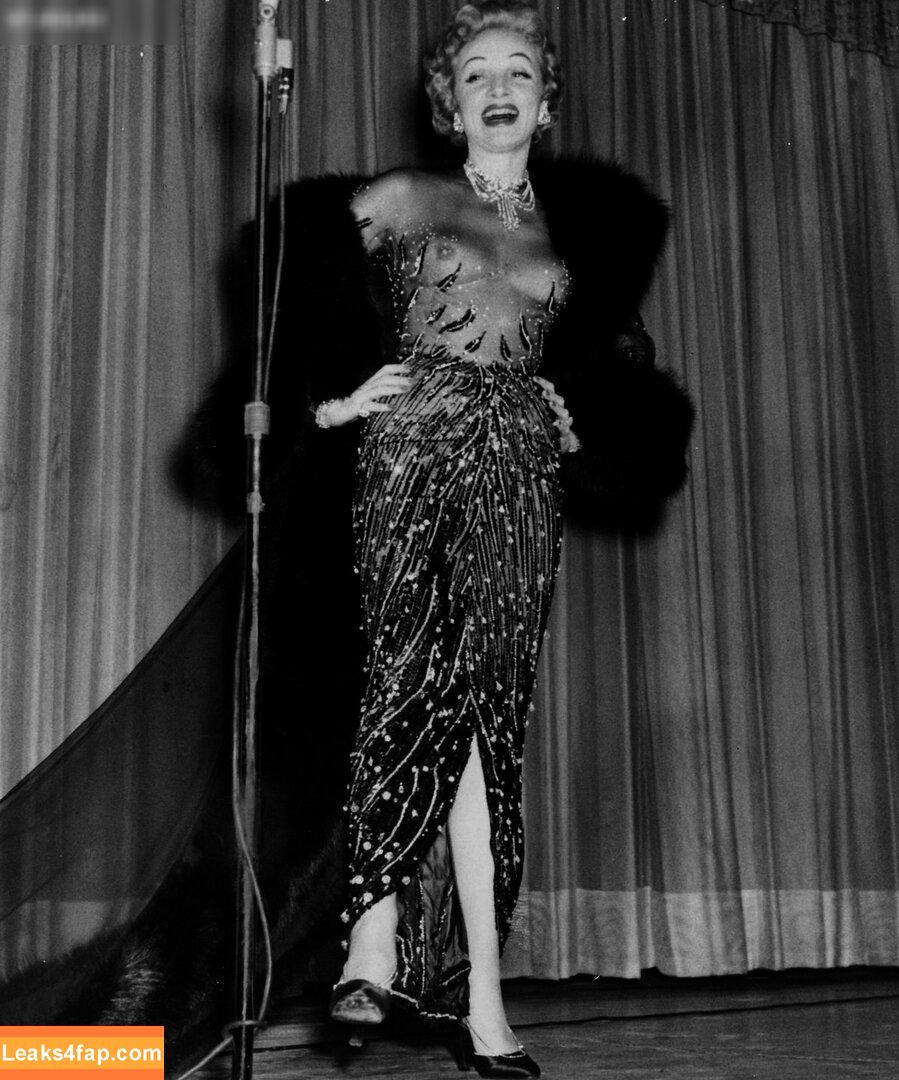 OOPS!!! Deutsch /  слитое фото фото #0385