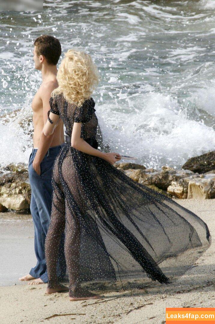 OOPS!!! Deutsch /  слитое фото фото #0473