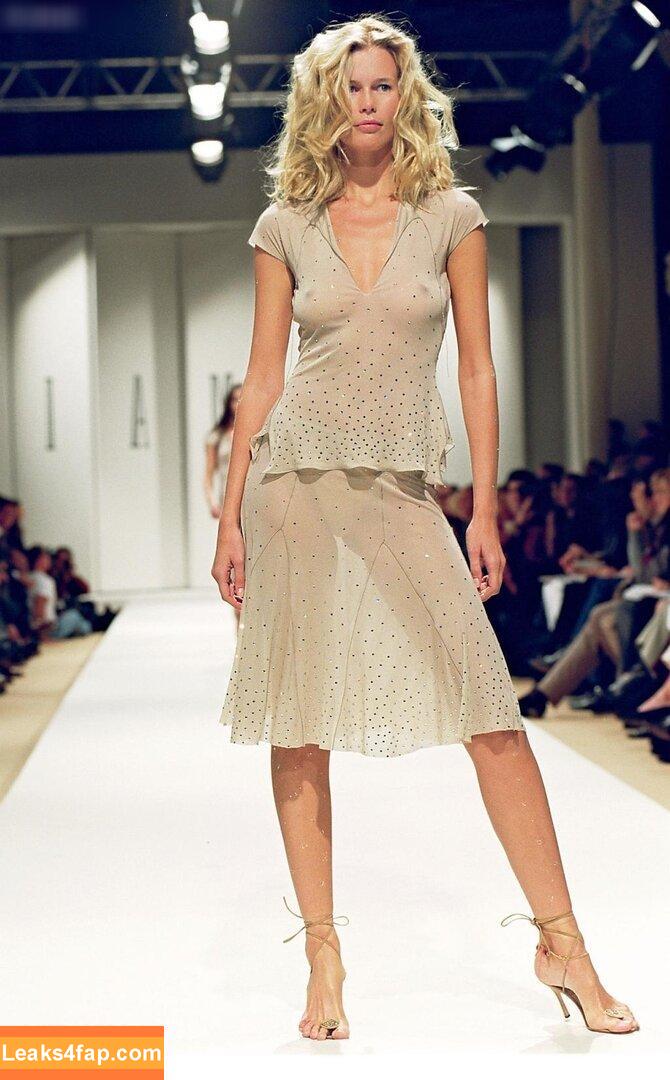 OOPS!!! Deutsch /  слитое фото фото #0508