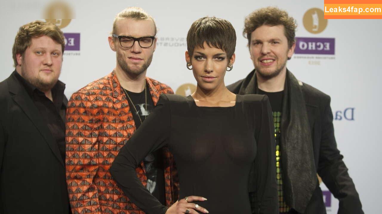 OOPS!!! Deutsch /  слитое фото фото #0510