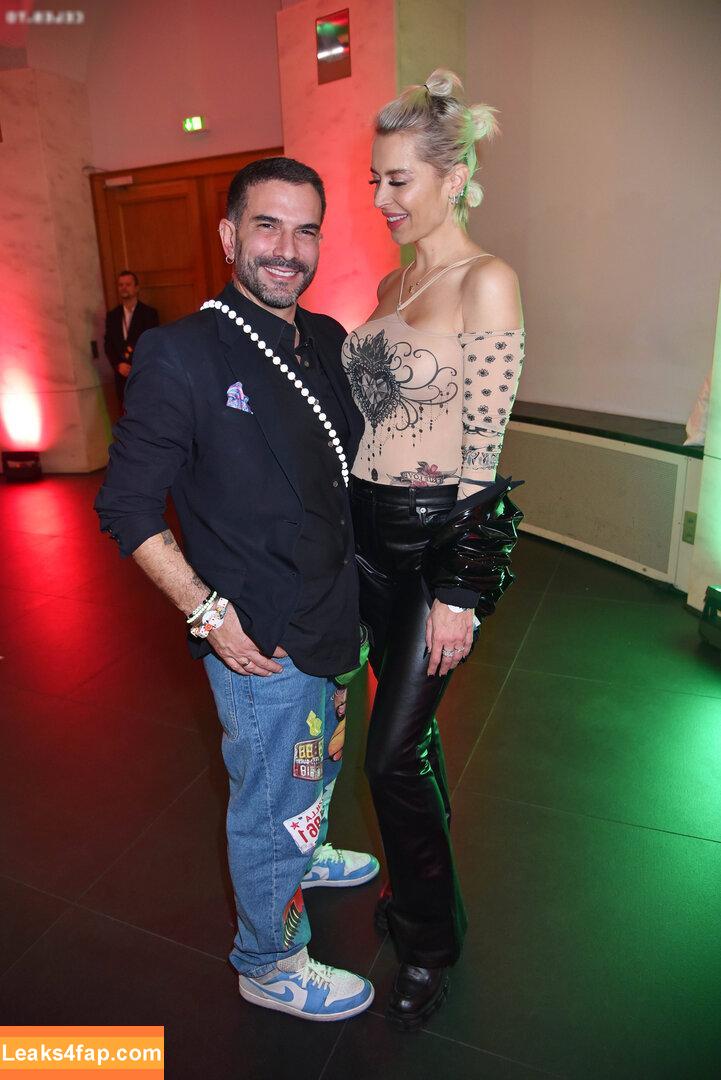OOPS!!! Deutsch /  leaked photo photo #0741