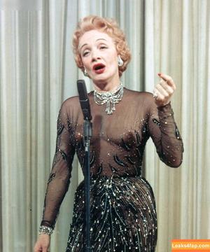 OOPS!!! Deutsch фото #0386