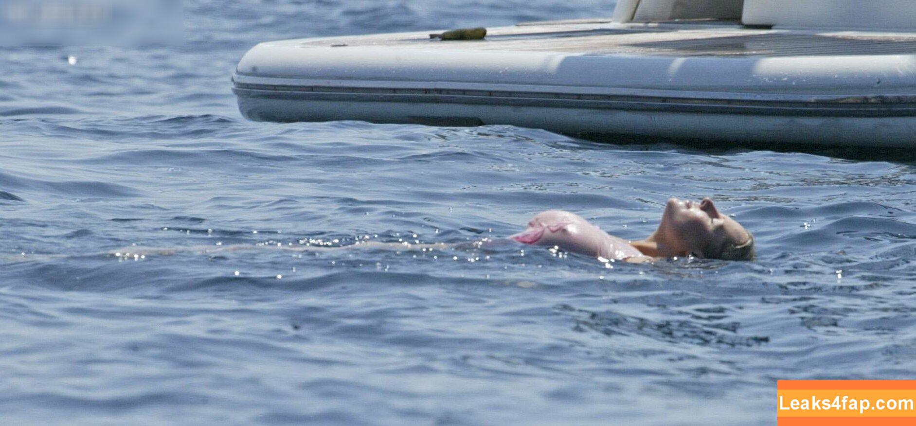 OOPS!!! International /  leaked photo photo #13383