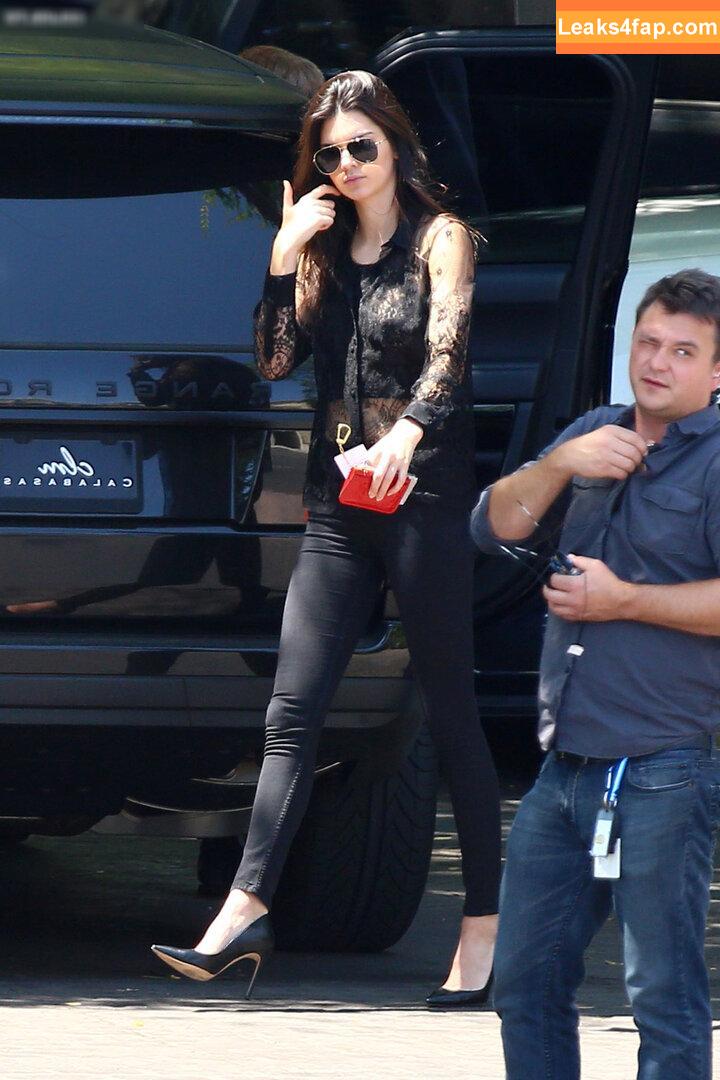 OOPS!!! International /  leaked photo photo #13400