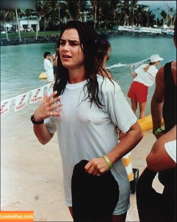 OOPS!!! International /  слитое фото фото #13713