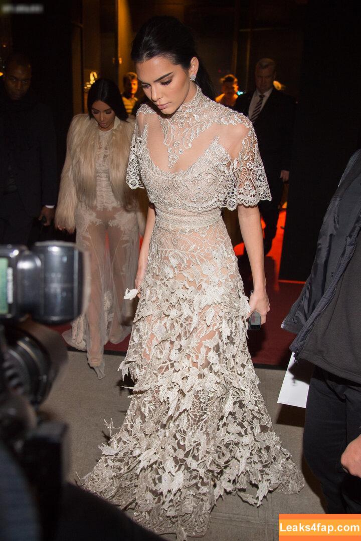 OOPS!!! International /  слитое фото фото #13908